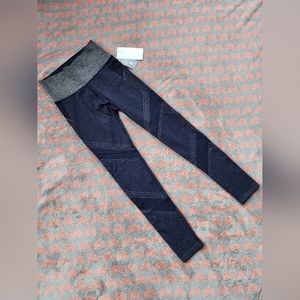 NWT Athleta Navy Twilight Tight 2.0 Size Small